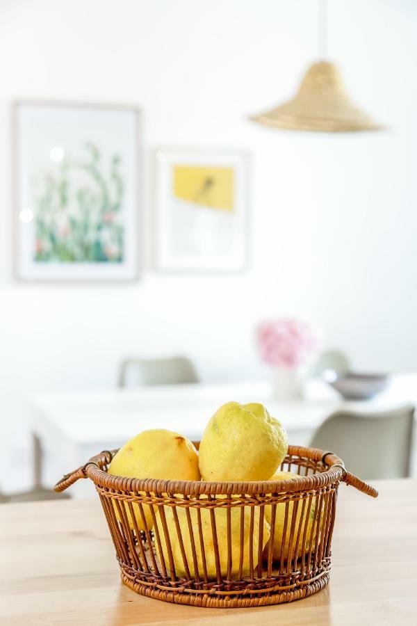 Alfama, Bright And Spacious With Private Terrace, By Timecooler リスボン エクステリア 写真