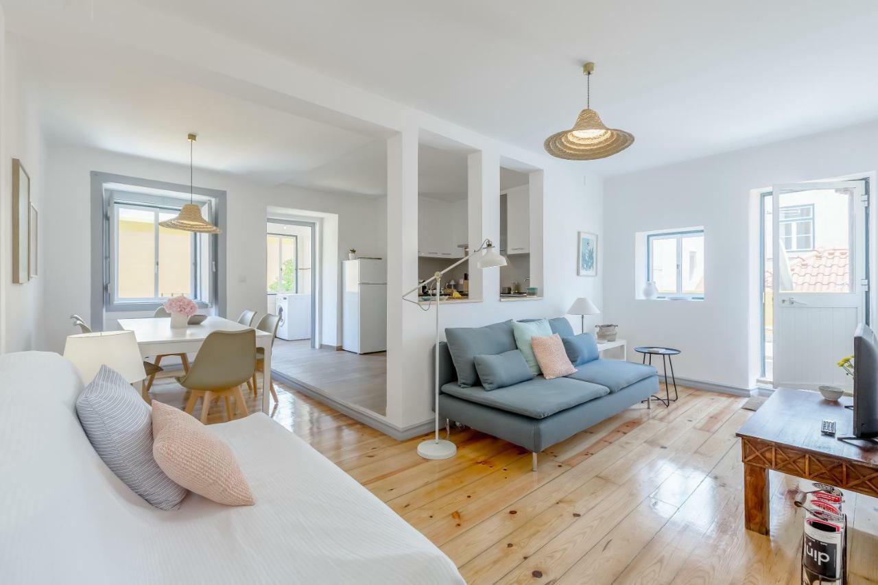 Alfama, Bright And Spacious With Private Terrace, By Timecooler リスボン エクステリア 写真