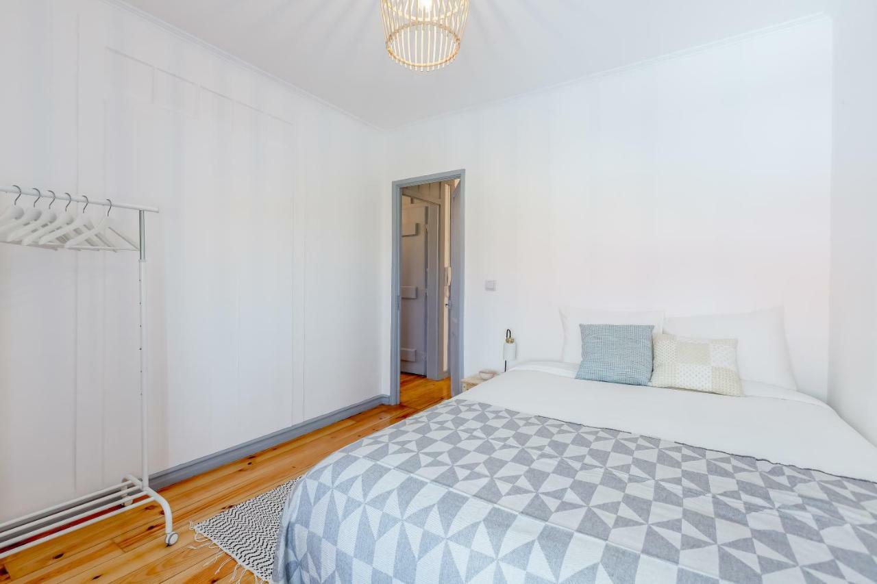 Alfama, Bright And Spacious With Private Terrace, By Timecooler リスボン エクステリア 写真